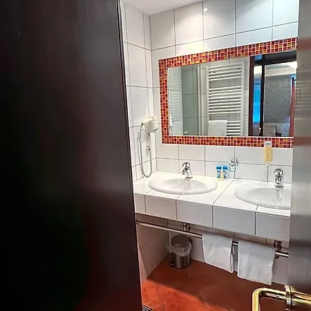 Vintagehotel Adler Hotell Bad Bertrich